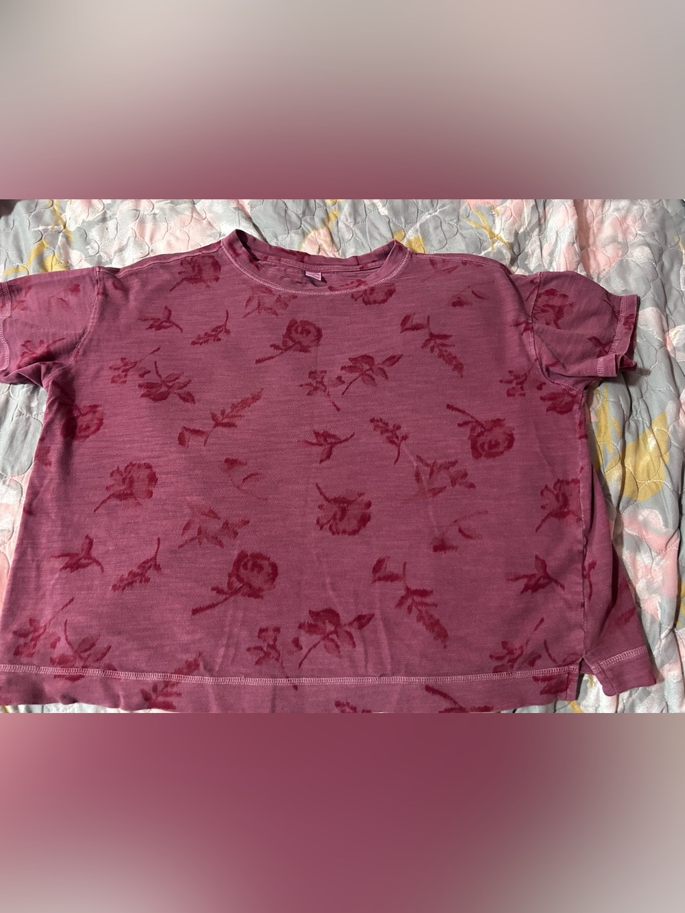 Old Navy floral design crop top size M